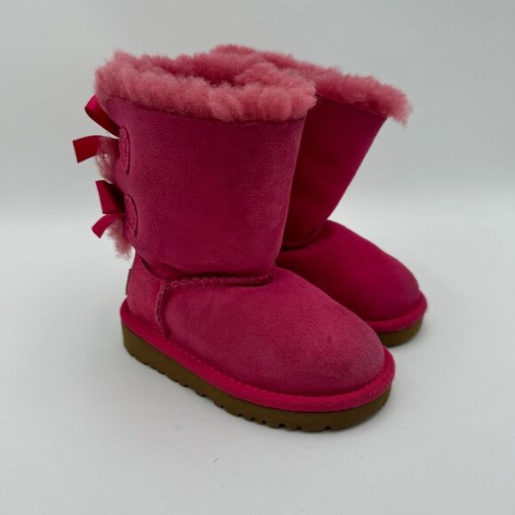 Ugg Bailey Bow II Toddler size 6 hot Pink Fuchsia - Picture 1 of 13